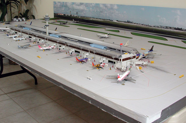 Airport Terminal 1/400 scale